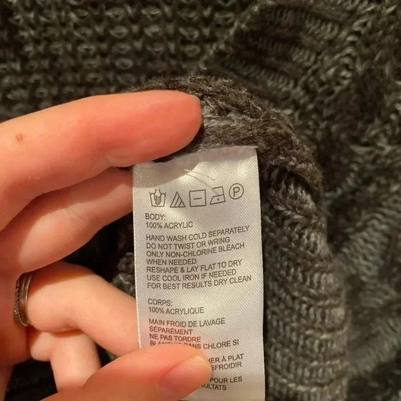 URBAN OUTFITTERS OLIVE AND OAK OVERSIZED CHINKY KNIT GREY BUTTON SWEATER SIZE S - Picture 3 of 5